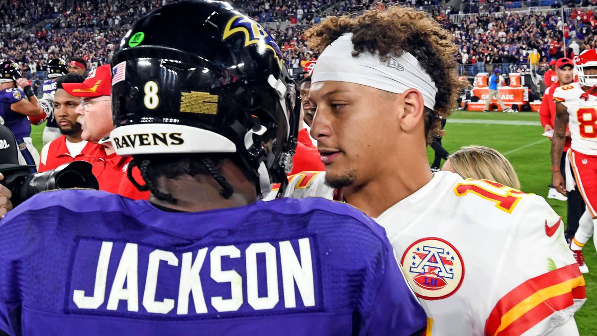 BALTIMORE, MD - SEPTEMBER 19: Kansas City Chiefs quarterback Patrick Mahomes (15) congratulates Baltimore Ravens quarterback Lamar Jackson (8) following the Kansas City Chiefs game versus the Balti...