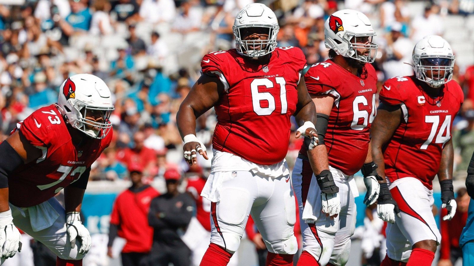 
                <strong>Arizona Cardinals – Cameron Robinson ertraden</strong><br>
                Der Landing Spot wären die Arizona Cardinals. Die wohl größte Schwäche der "Cards" ist die Offensive Line, Cam Robinson wäre sehr viel hinzugewonnene Qualität – sobald er denn wieder spielen darf. Er wird mindestens die ersten zwei und höchstens die ersten acht Spiele der neuen Saison aussetzen müssen.
              