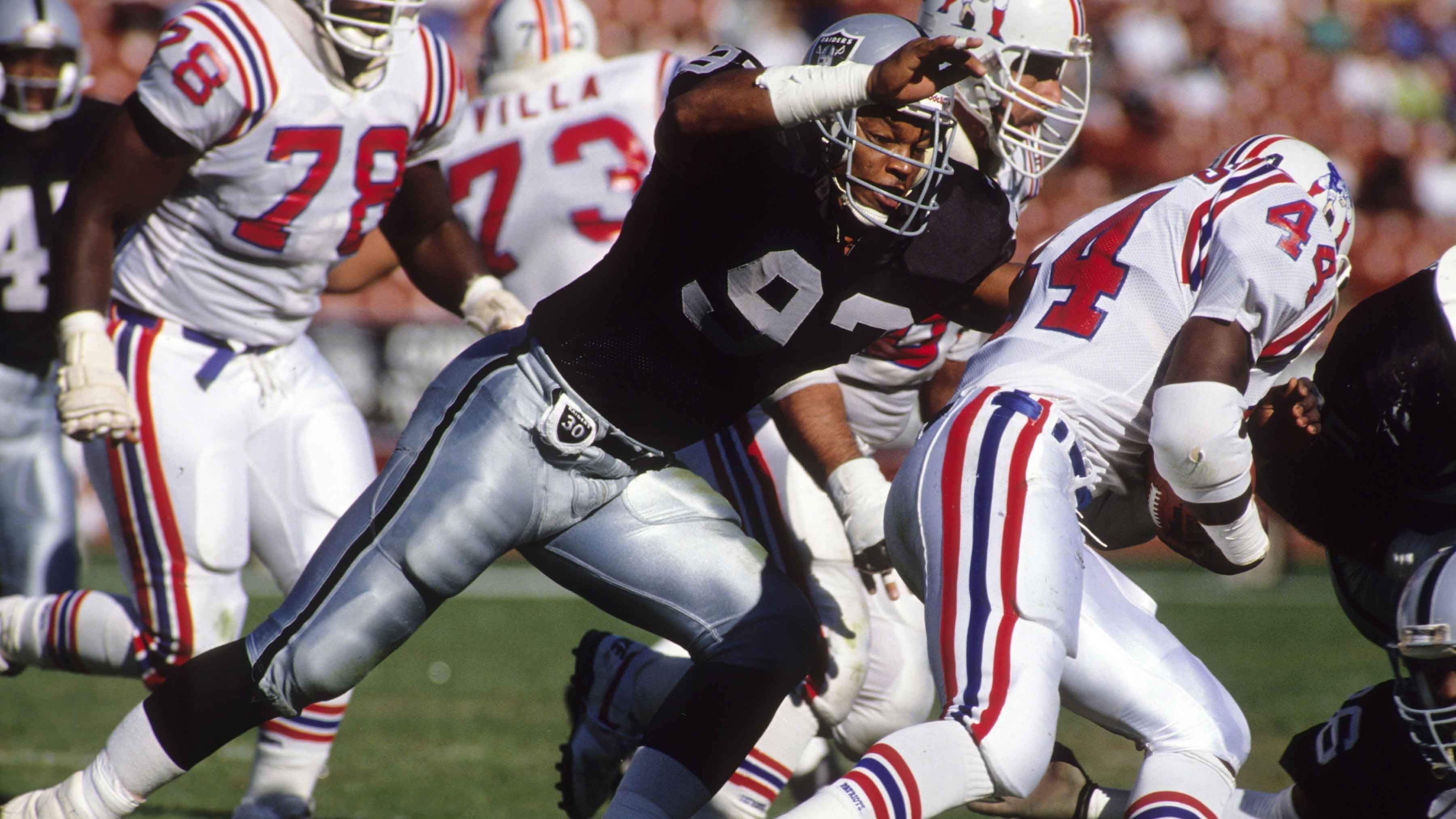 <strong>Las Vegas Raiders</strong><br>
                • Franchise-Rekord (all-time): Greg Townsend (1983-93, 1997): 107,5<br>• Franchise-Rekord (eine Saison): Derrick Burgess (2005): 16