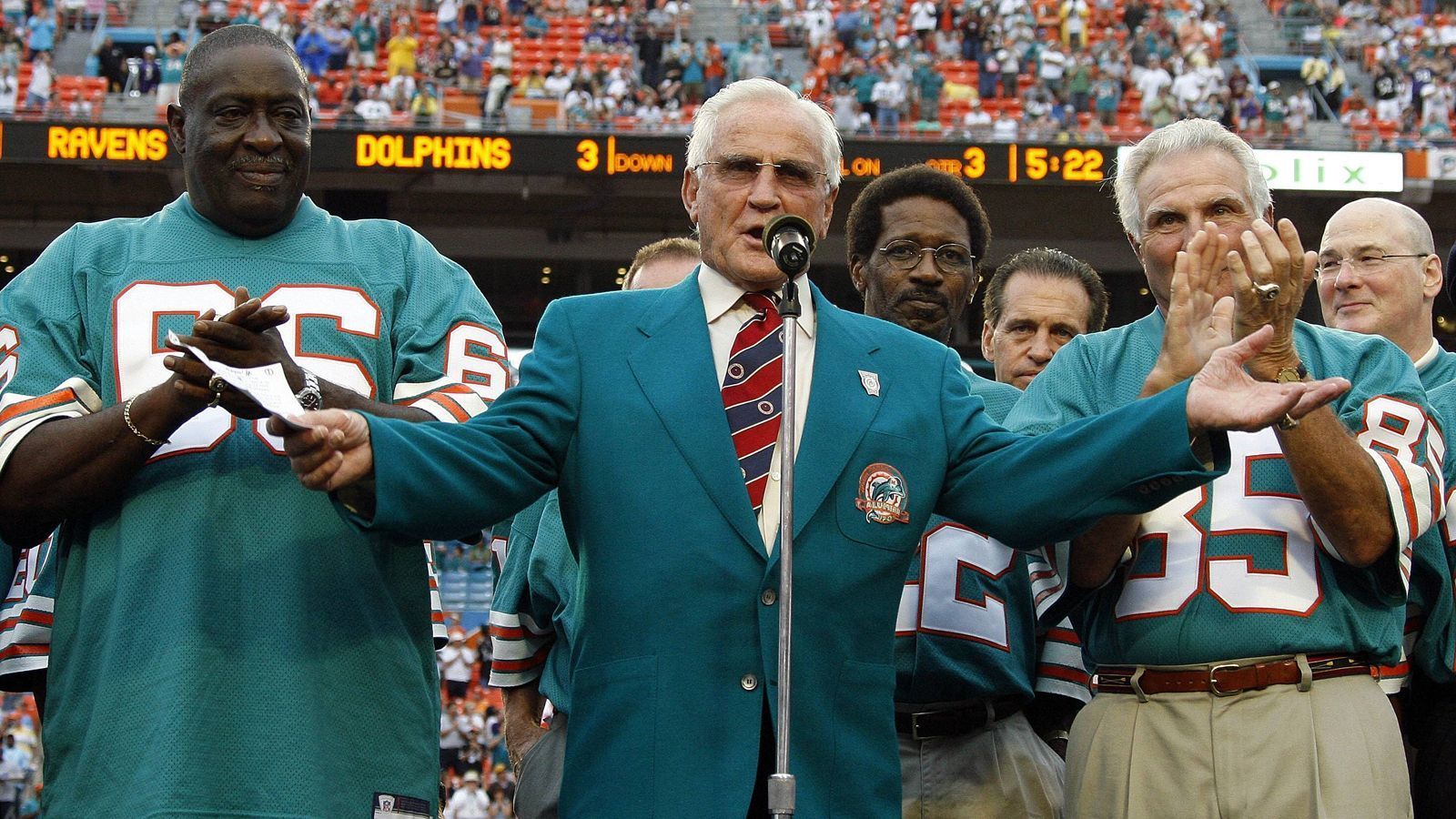 <strong>Rang 6 - geteilt: Miami Dolphins</strong><br>16 Siege (1983-84, 1971-73, )