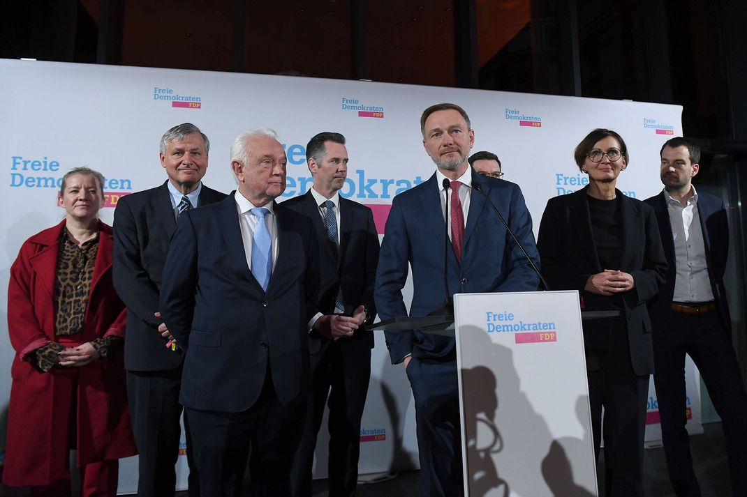 Enttäuschung im Hans-Dietrich-Genscher-Haus: Die FDP fliegt aus dem Bundestag.