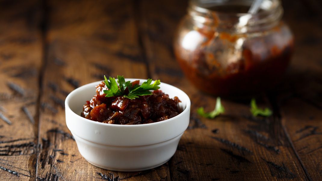 Pastinaken-Chutney mit Karotten und Cranberries