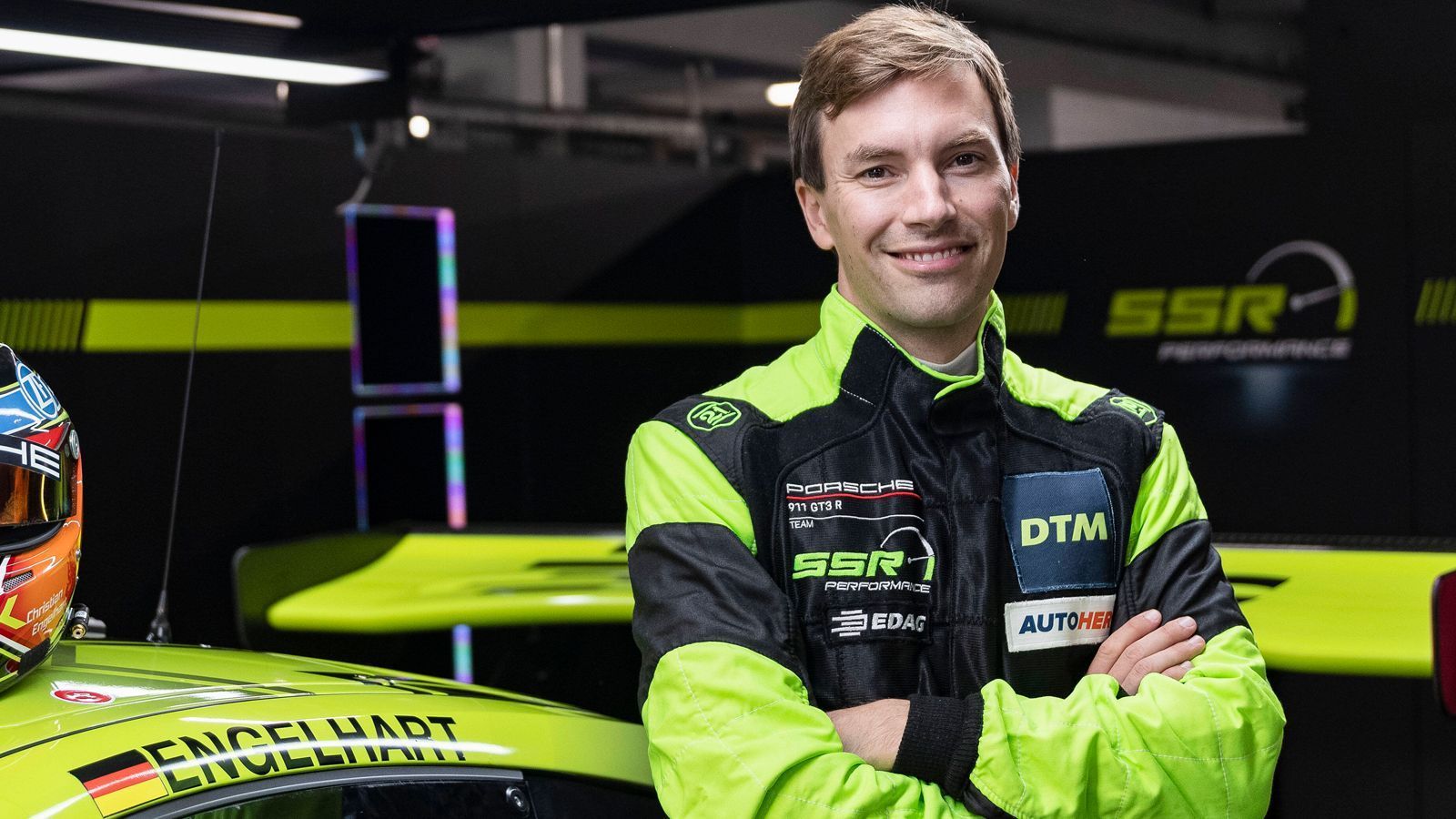 
                <strong>Christian Engelhart (Toksport WRT)</strong><br>
                Auch das neue DTM-Team Toksport WRT setzt 2023 auf zwei Rookies. Einer davon: Christian Engelhart. Der 36-Jährige war viele Jahre im Porsche Supercup unterwegs und fuhr seit 2017 in der GT World Challenge, da aber im Lamborghini. Der erfahrene Ingolstädter gilt als GT3-Allrounder, 2020 holte er mit SSR-Porsche die Meisterschaft im ADAC GT Masters.  
              