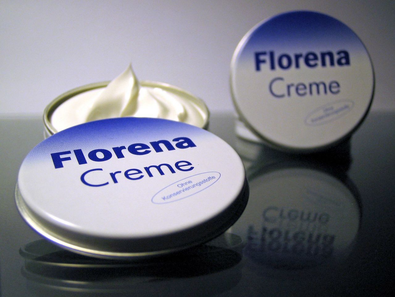 Florena war die Nivea des Ostens. Die Creme überlebte nicht nur die Deutsche Wiedervereinigung. Seit 2002 gehört sie sogar zu Beiersdorf, Hersteller des einstigen Konkurrenz-Produktes.