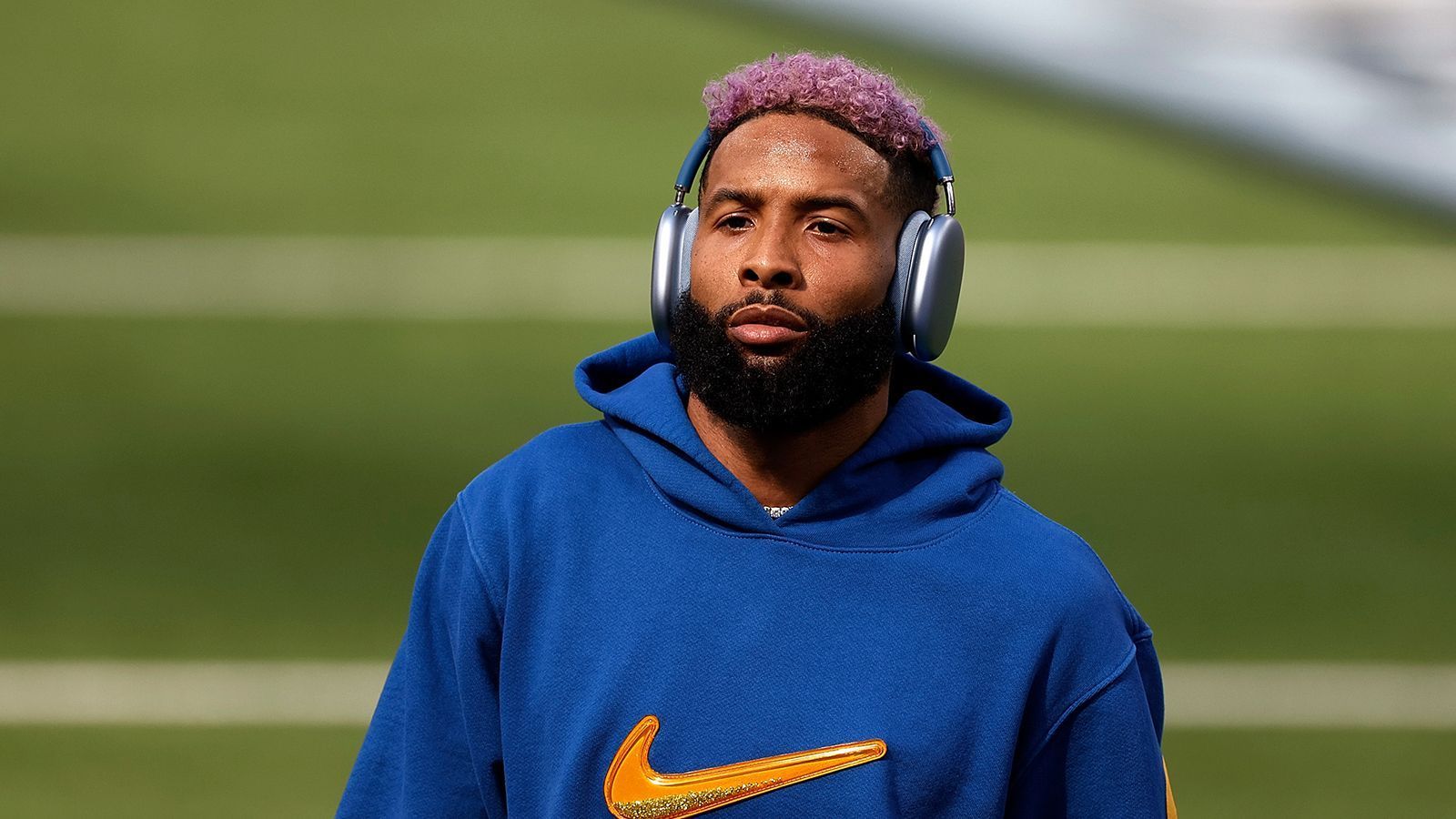 
                <strong>Odell Beckham Jr. (Baltimore Ravens)</strong><br>
                Der neue Wide Receiver der Baltimore Ravens, Odell Beckham Jr., hat sich eine Reihe an leistungsorientierten Bonuszahlungen in den Vertrag schreiben lassen und kann auf diesem Weg bis zu drei Millionen US-Dollar verdienen. Die Details sehen wie folgt aus: &#x2022; Catches: 250.000 US-Dollar für 30 Catches oder 500.000 US-Dollar für 40 Catches oder 750.000 US-Dollar für 50 Catches oder 1 Million US-Dollar für 60 Catches. Die eine Million US-Dollar erhält er auch, wenn er die meisten Catches im Team hat. <br>&#x2022; Receiving Yards: 250.000 US-Dollar für 250 Yards oder 500.000 US-Dollar für 500 Yards oder 750.000 US-Dollar für 750 Yards oder 1 Million US-Dollar für 1.000 Yards. Die eine Million US-Dollar erhält er auch, wenn er die meisten Receiving Yards im Team hat. <br>&#x2022; Receiving Touchdowns: 250.000 US-Dollar für drei oder 500.000 US-Dollar für fünf oder 750.000 US-Dollar für sieben oder 1 Million US-Dollar für neun. Die eine Million US-Dollar erhält er auch, wenn er die meisten Receiving Touchdowns im Team hat. <br>Alle Vertag-Details des OBJ-Deals im Überblick
              