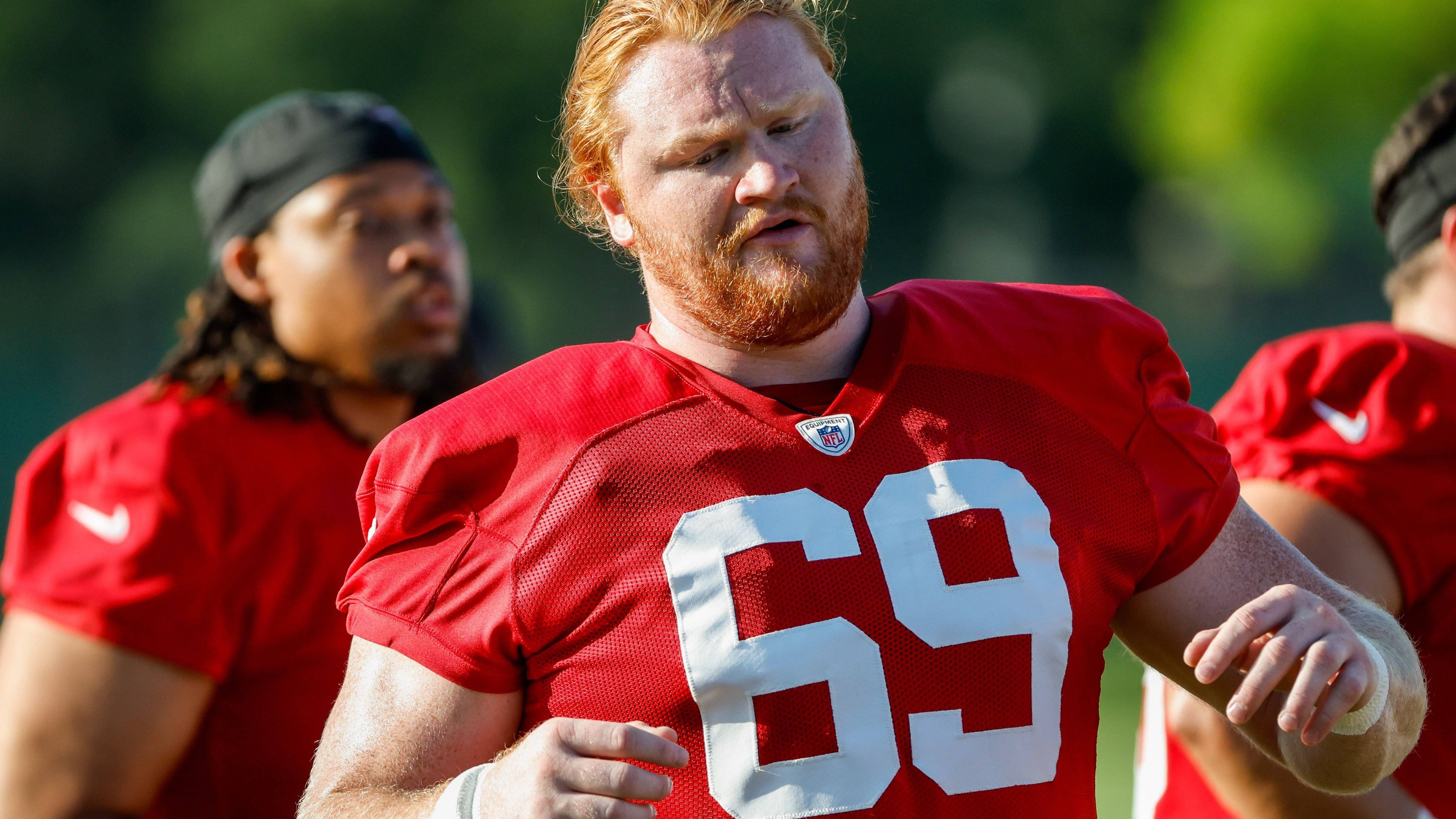 <strong>Cody Mauch (Tampa Bay Buccaneers)</strong><br>Die Probleme der Bucs in der Offensive Line werden größer: Starting Guard Cody Mauch muss infolge einer Knieverletzung operiert werden, was mit hoher Wahrscheinlichkeit das Saisonaus bedeutet. Neben Tristan Wirfs und Luke Goedeke fehlt damit vorerst der dritte O-Line-Starter.