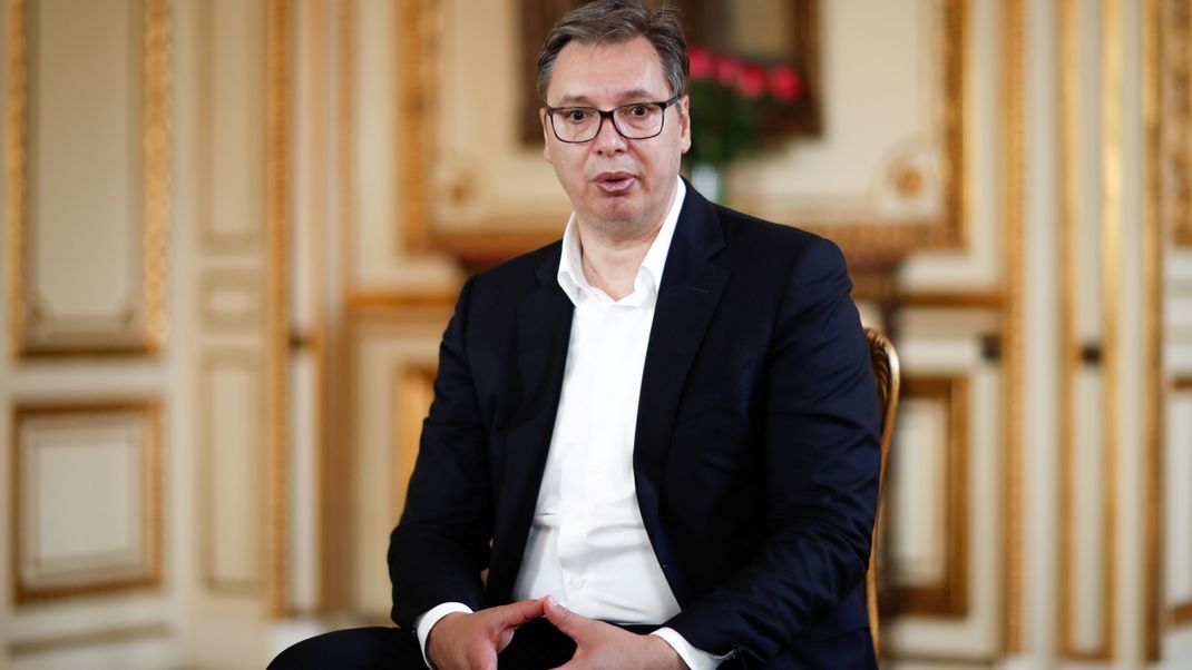 Serbiens Präsident Vučić setzt auf Trollbrigaden