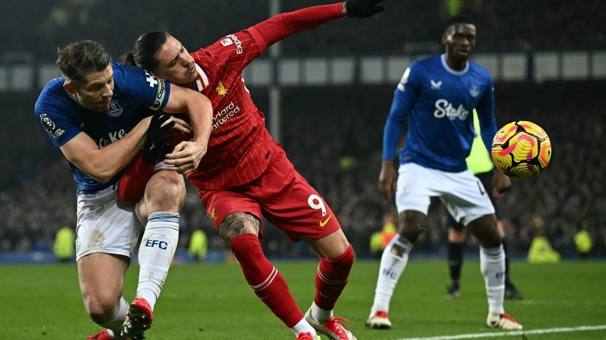 Im Merseyside-Derby ging es zur Sache