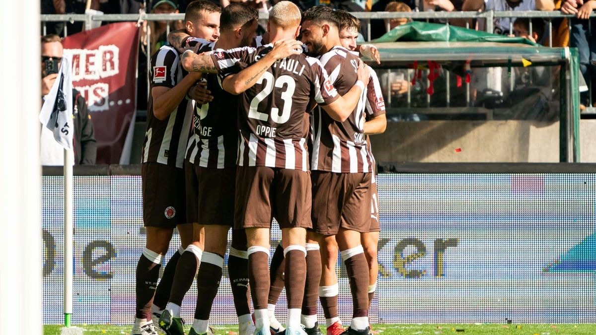 Jubel auf dem Kiez: St. Pauli bleibt ungeschlagen
