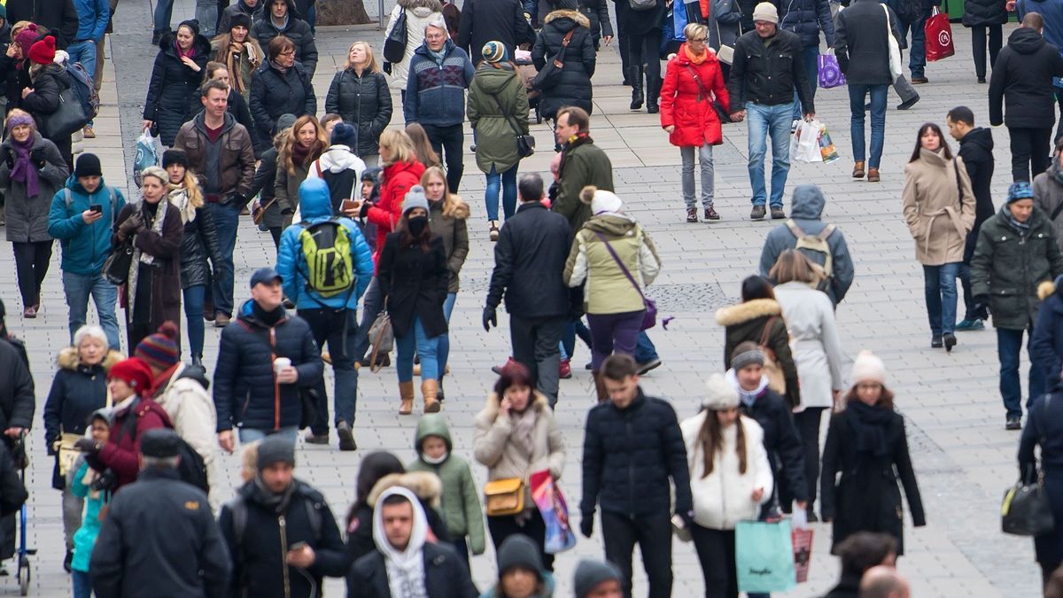 Deutschlands Bevölkerung wächst leicht - Zuwanderung nimmt ab