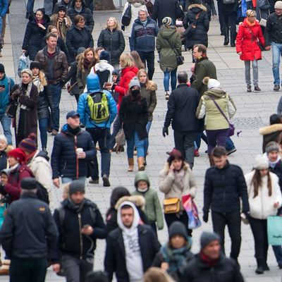 Deutschlands Bevölkerung wächst leicht - Zuwanderung nimmt ab