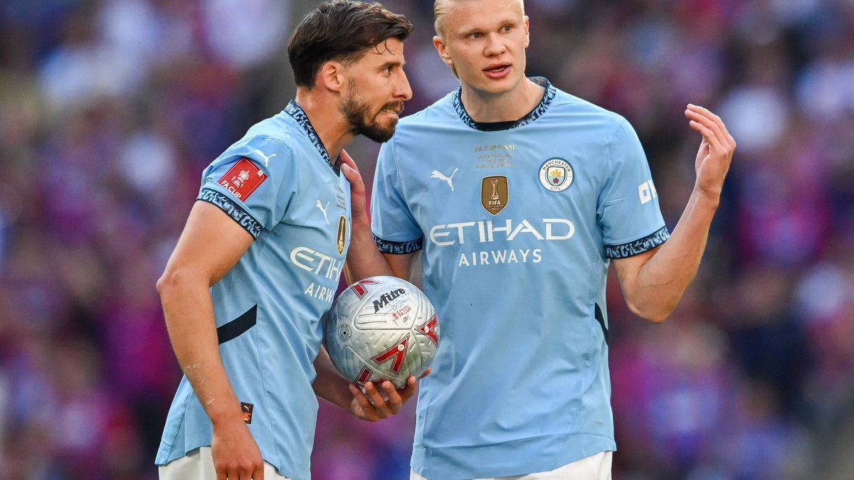 Crystal Palace v Manchester City Emirates FA Cup Final Ruden Dias and Erling Haaland of Manchester City during the Emirates FA Cup Final between Crystal Palace and Manchester City at Wembley Stadiu...
