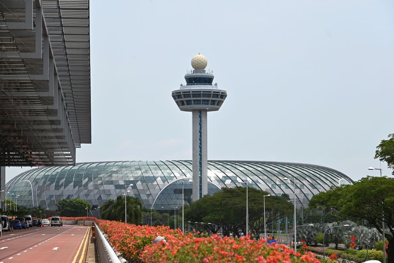 Mega-Anbau: Das Glashaus samt künstlichem Regenwald eröffnete in Singapur im April 2019.