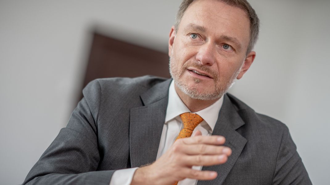 Finanzminister Christian Lindner wehrt sich gegen den Vorwurf, dass sich die FDP wie eine Oppositionspartei verhalte.