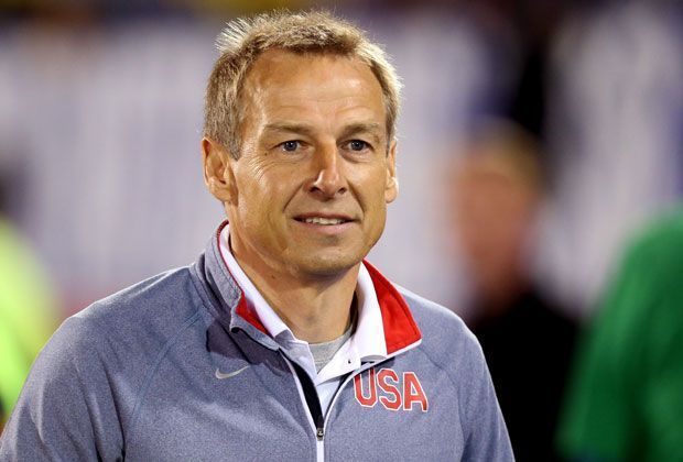 
                <strong>Jürgen Klinsmann (USA)</strong><br>
                Löws Vorgänger sieht ebenfalls einen Deutschen ganz vorne. Platz 1: Neuer / Platz 2: Ronaldo / Platz 3: Robben.
              