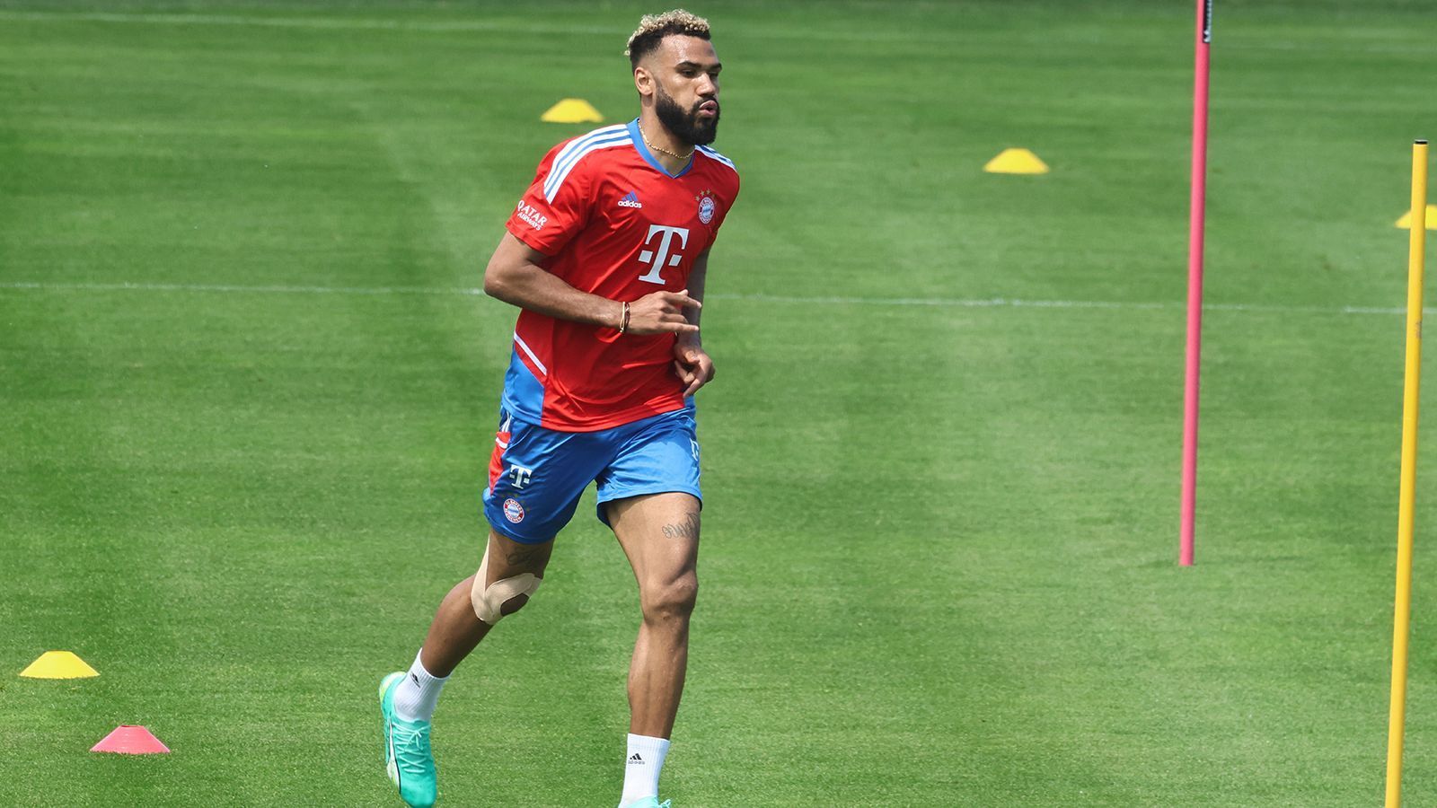 Fc Bayern Choupo Moting Wieder Im Training 