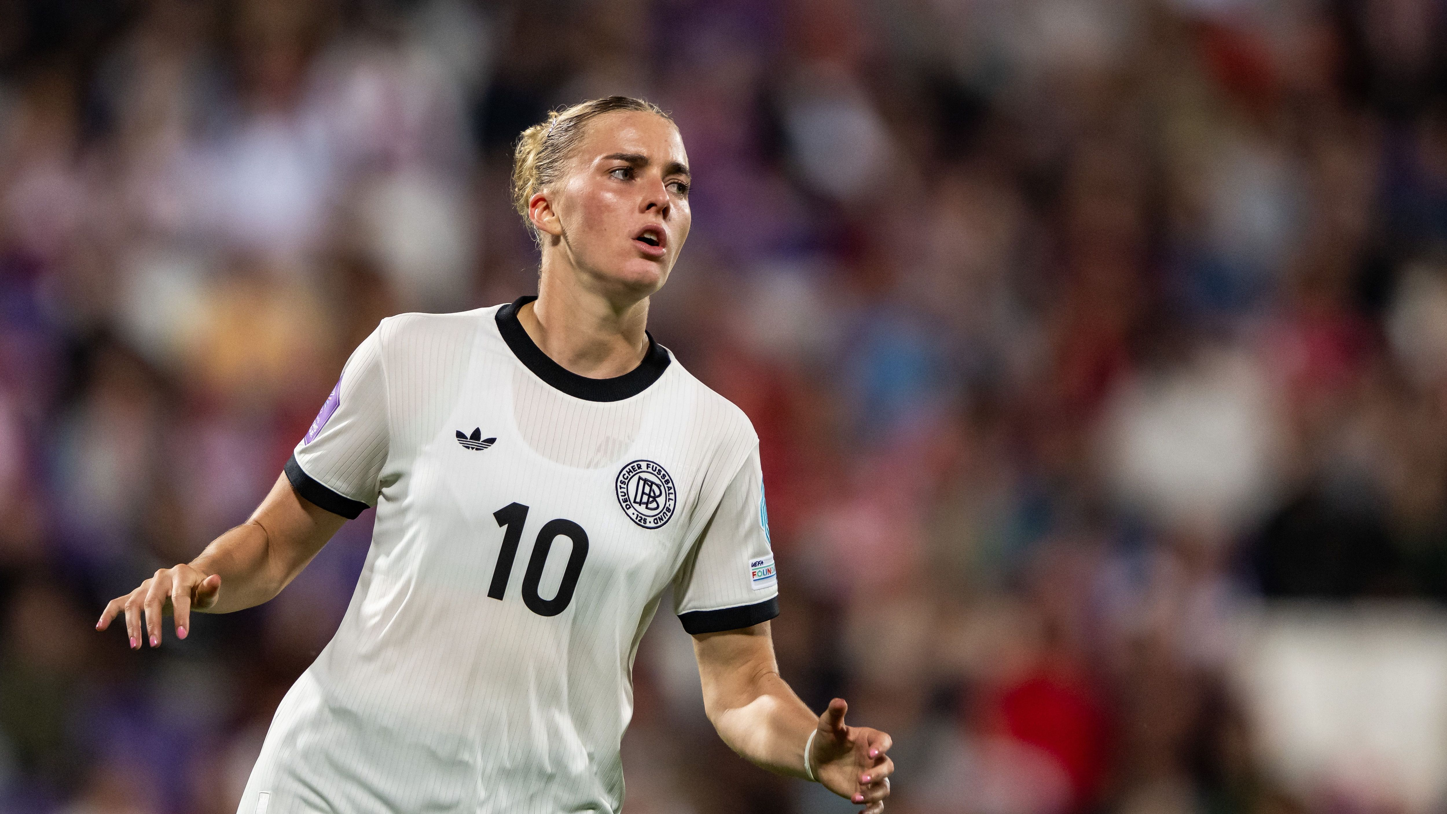 <strong>Laura Freigang</strong><br>Position: Angriff<br>Verein: Eintracht Frankfurt<br>Länderspiele: 39