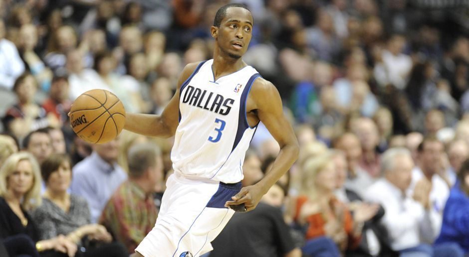 
                <strong>Rodrigue Beaubois (Laboral Kutxa)</strong><br>
                Der französische Point Guard wurde 2009 zwar von den Oklahoma City Thunder gedraftet, aber direkt im Anschluss an die Dallas Mavericks abgegeben. Nach vier Jahren und 182 Spielen an der Seite von Dirk Nowitzki war der NBA-Traum vorbei. Über Charleroi, Le Mans und Strasbourg führte sein Weg im Sommer 2016 zum spanischen Top-Klub Laboral Kutxa.
              