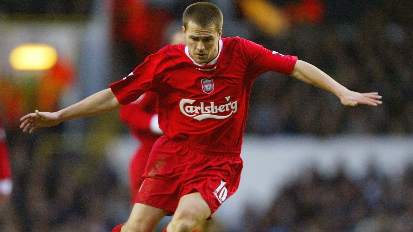 
                <strong>Michael Owen</strong><br>
                Premier-League-Tore für Liverpool: 118Premier-League-Spiele für Liverpool: 216Spiele pro Tor: 0,55
              