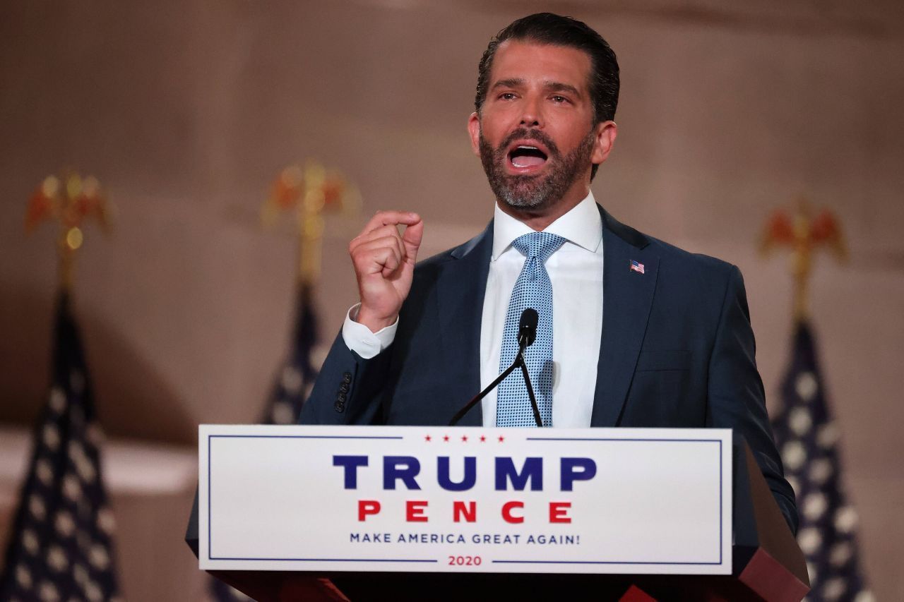 Trumps Sohn Donald Trump Jr. bezeichnete den demokratischen Kandidaten Biden als "Peking-Biden" und verglich ihn mit dem Loch-Ness-Monster.