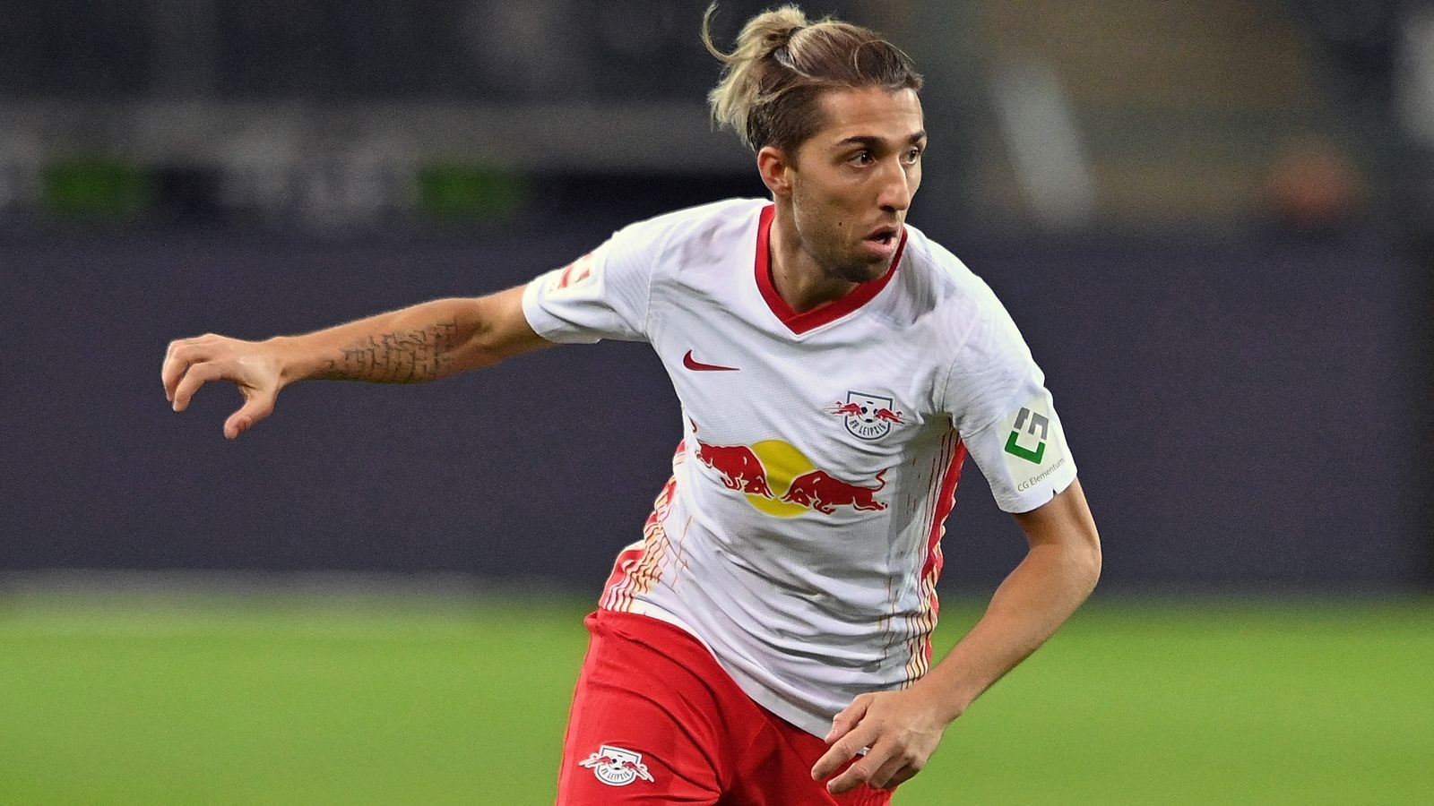 
                <strong>Kevin Kampl</strong><br>
                Kommt für Sabitzer, kann den Österreicher allerdings nicht wirklich ersetzen. Besonders die fehlende Härte im Zweikampf macht sich am Ende bemerkbar. Seine Pässe in die Spitze werden meist abgefangen. ran-Note: 4
              