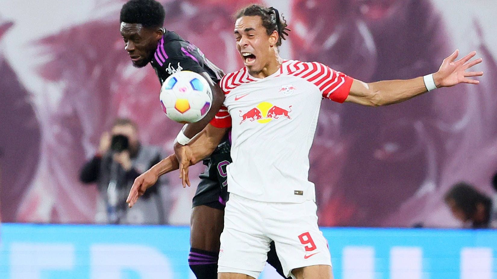 <strong>Yussuf Poulsen</strong><br>Bringt seine physischen Stärken mit und gegen den Ball anfangs gut ein und leitet den Führungstreffer durch Openda ein. Danach eher blass und ohne gefährliche Aktionen, durch seine Präsenz aber dennoch ein wichtiger Faktor im Spiel. Geht nach 71 Minuten vom Platz. <strong>ran-Note: 3</strong>