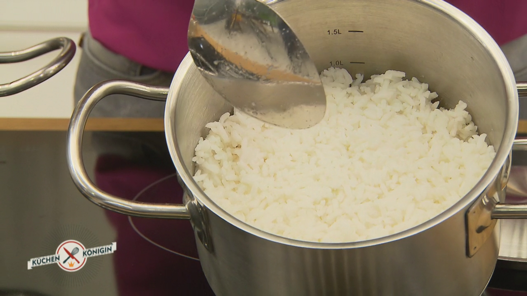 Küchenkönigin: Marlene Lufen kocht Reis - mit zwei verschiedenen Methoden.