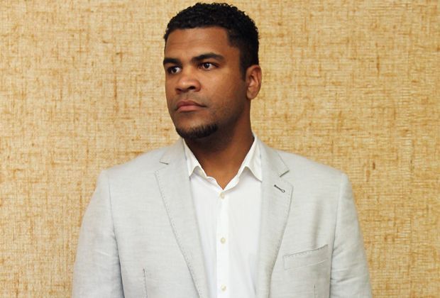 
                <strong>Breno</strong><br>
                Nicht nur Breno musste ins Kittchen - auch andere Fußball-Profis kamen mit weitaus größeren Strafen als einer roten Karte in den Knast. ran.de zeigt die "bösen Buben" - und wie sie danach wieder erfolgreich auf dem Platz Fuß fassten.
              