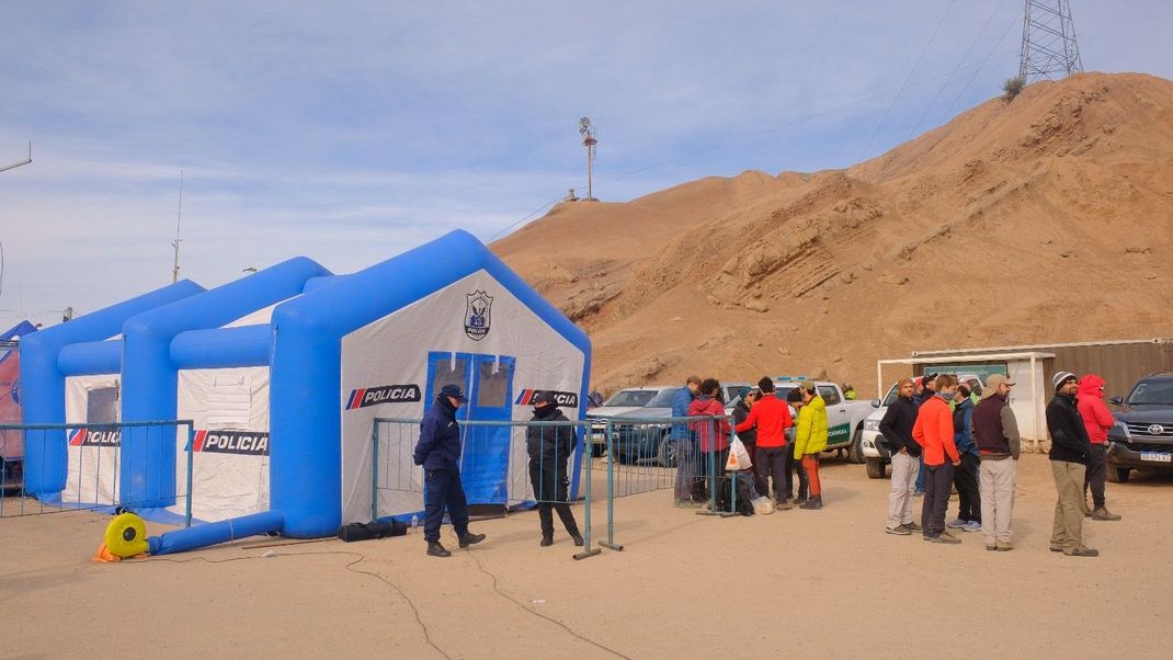 Bergretter bergen die Leiche einer 19-jährigen deutschen Wanderin am Cerro de las Tres Marías in Argentinien.