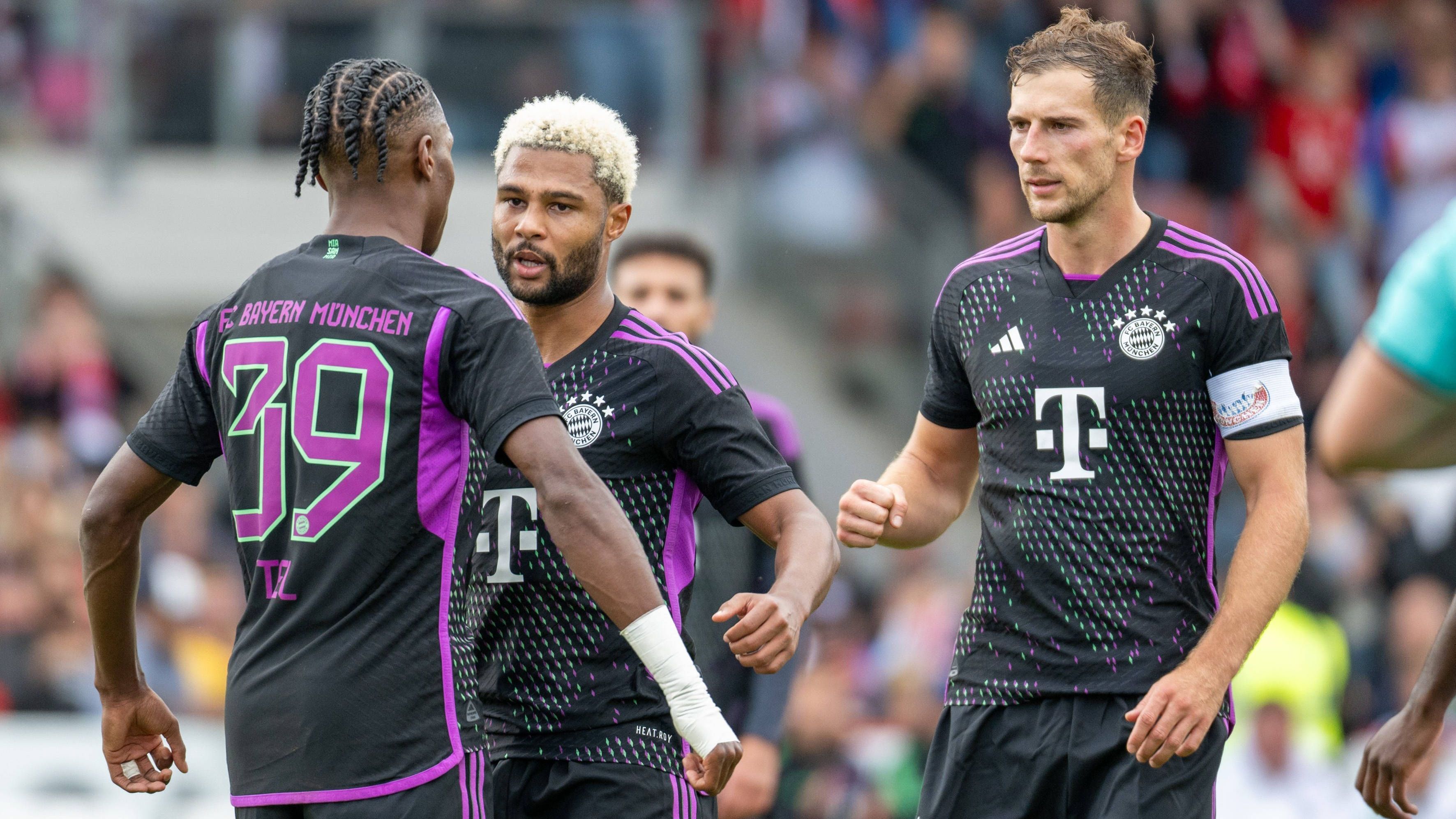 <strong>FC Bayern gewinnt Test gegen AS Monaco: Die Noten der Bayern-Stars</strong><br>Der FC Bayern München hat seinen letzten großen Härtetest vor dem Startschuss in die neue Saison mit dem Supercup gegen RB Leipzig (<a href="https://www.ran.de/sports/fussball/supercup/livestreams/dfl-supercup-fc-bayern-muenchen-rb-leipzig-live-in-sat1-auf-joyn-und-im-livestream-auf-rande-147609">am Samstag, den 12.08, ab 19:30 Uhr live in SAT.1, auf Joyn und im Livestream auf ran.de</a>) in einem Testspiel gegen die AS Monaco mit 4:2 gewonnen. <strong><em>ran</em></strong> präsentiert die Noten der Münchner.