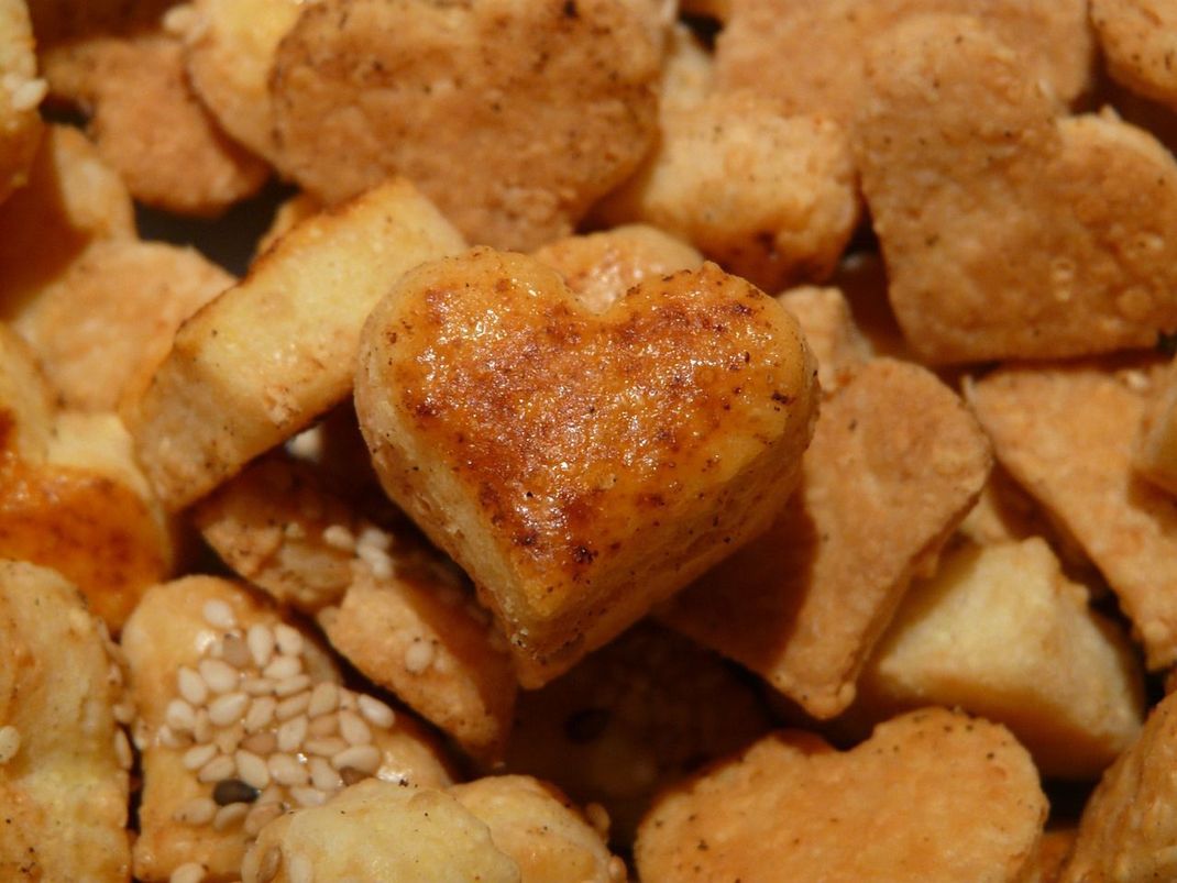 Schmecken ganz ähnlich wie Zimtsterne: Zimtzuckerherzen.