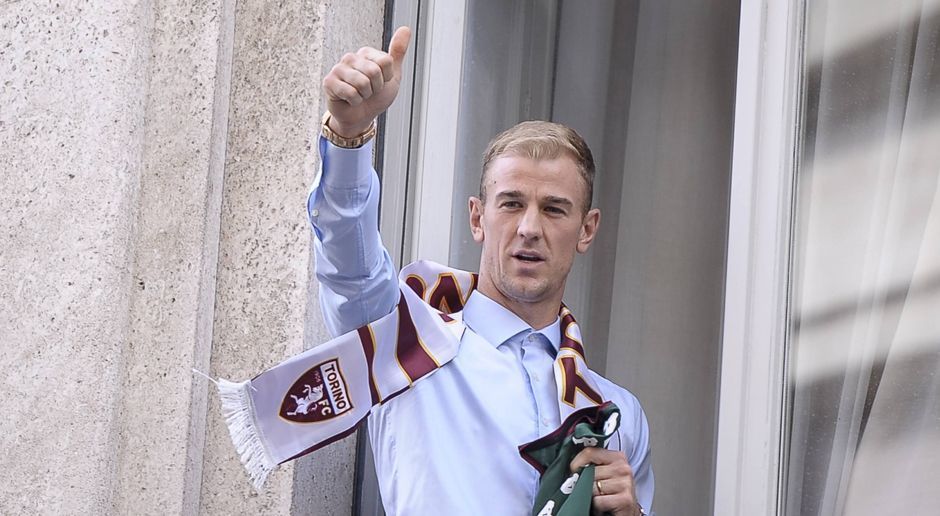 
                <strong>Joe Hart (FC Torino)</strong><br>
                Joe Hart wechselt von Manchester City zum FC Turin. Der englische Nationaltorhüter wird für eine Saison nach Norditalien ausgeliehen. Übereinstimmenden Medienberichten zufolge übernimmt Manchester City 70 Prozent der Gehaltszahlungen - Hart verdient demnach fünf Millionen Euro im Jahr. City-Coach Pep Guardiola sortierte den 29-Jährigen zuletzt aus und verpflichtete dafür Claudio Bravo vom FC Barcelona.
              