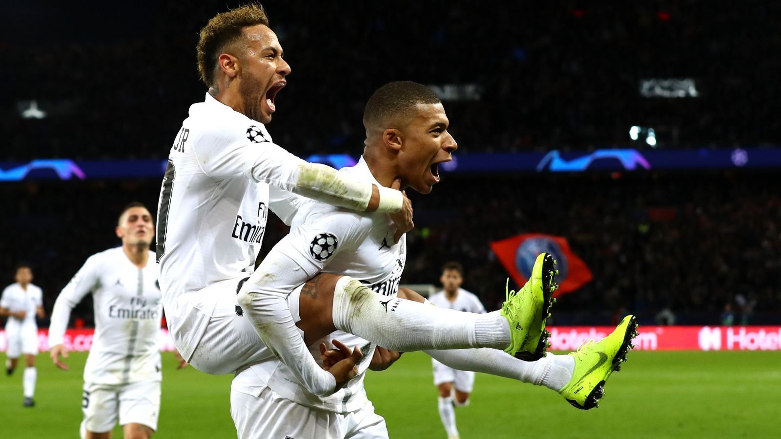 
                <strong>Paris Saint-Germain</strong><br>
                Wahrscheinlichkeit Halbfinale: 62 ProzentWahrscheinlichkeit Finale: 36 ProzentWahrscheinlichkeit Finalsieg: 14 Prozent
              