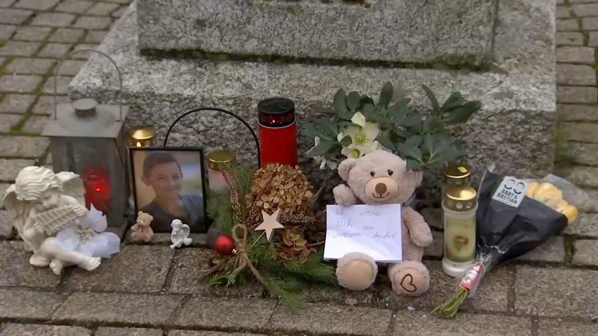 Gedenkstätte für den neunjährigen Jungen aus dem Markt Floß, der eines der Opfer des Magdeburger Anschlags war.