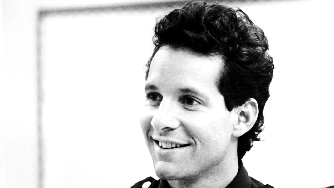 Steve Guttenberg, Szenenfoto aus "Police Academy 4 - Und jetzt geht's rund" ©Warner Bros. / courtesy Everett Collection