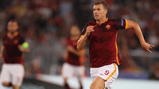 
                <strong>Edin-Dzeko</strong><br>
                Edin Dzeko - Stürmer: Dzeko wechselte im Sommer auf Leihbasis zum AS Rom. Der Bosnier war in der Serie A in den ersten sieben Spielen jeweils in der Startelf, musste anschließend aber mit einer Knieverletzung pausieren. 
              