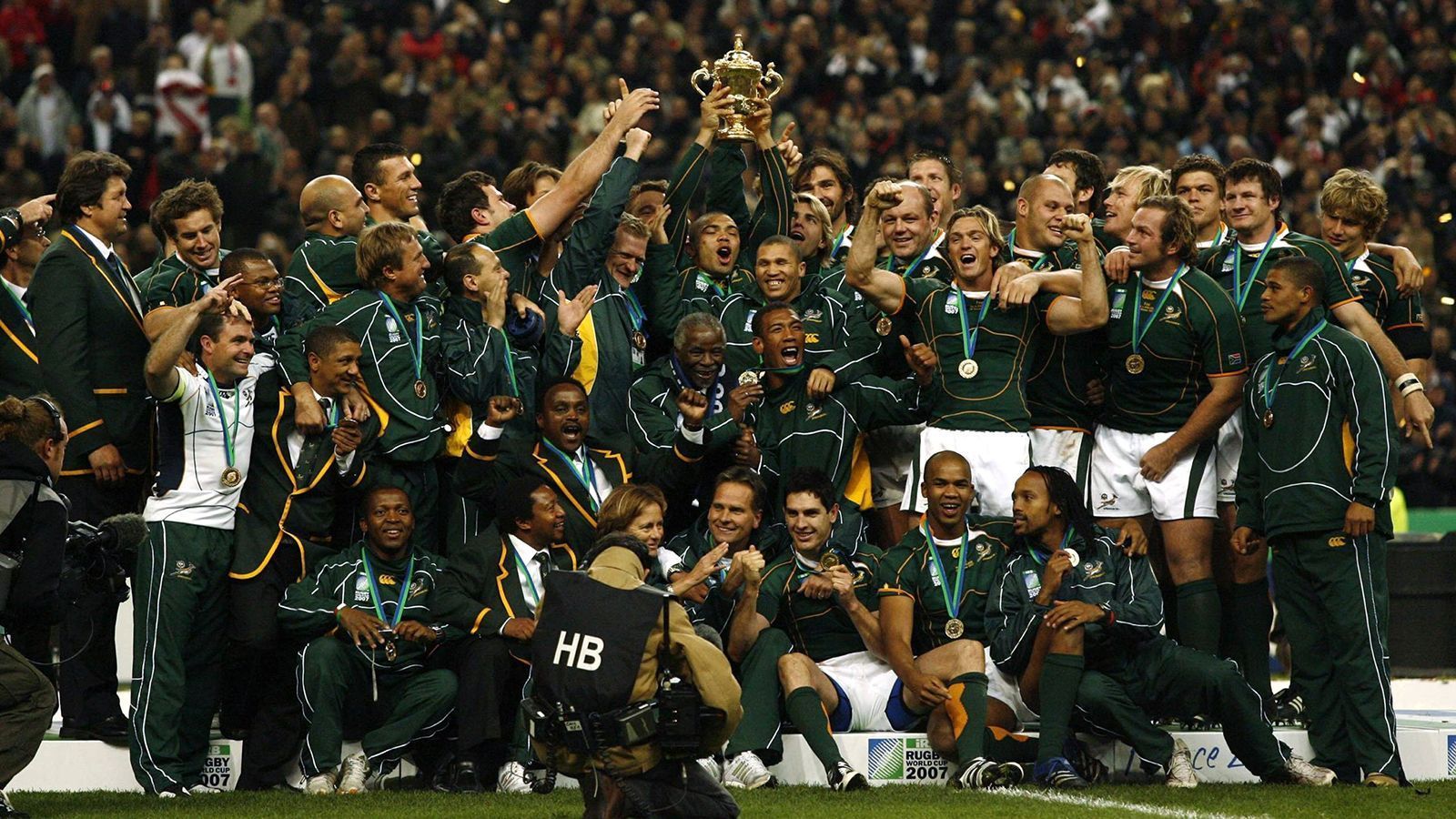 <strong>Südafrika 2007</strong><br>
                Gastgeber: Frankreich; Finale: Südafrika - England 15:6
