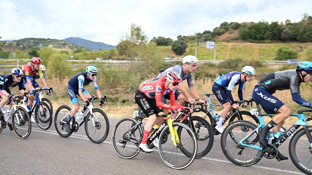 10-09-2025 Vuelta A Espana; Tappa 17 O Barco De Valdeorras - Alto De El Morredero; 2025, Visma - Lease A Bike; Vingegaard, Jonas; PUBLICATIONxNOTxINxITAxFRAxNED