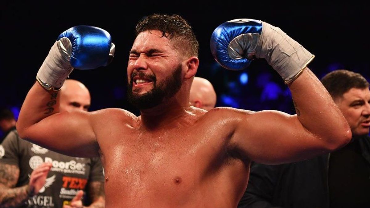 Tony Bellew hat sich im Kampf gegen David Haye die Hand gebrochen.