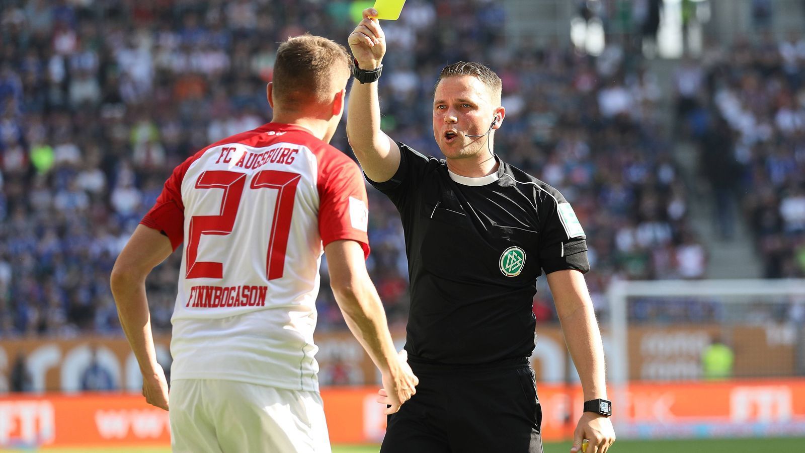 
                <strong>Dr. Robert Kampka (Mainz)</strong><br>
                Alter: 36 JahreBeruf: ArztIn der Bundesliga seit: 2016
              