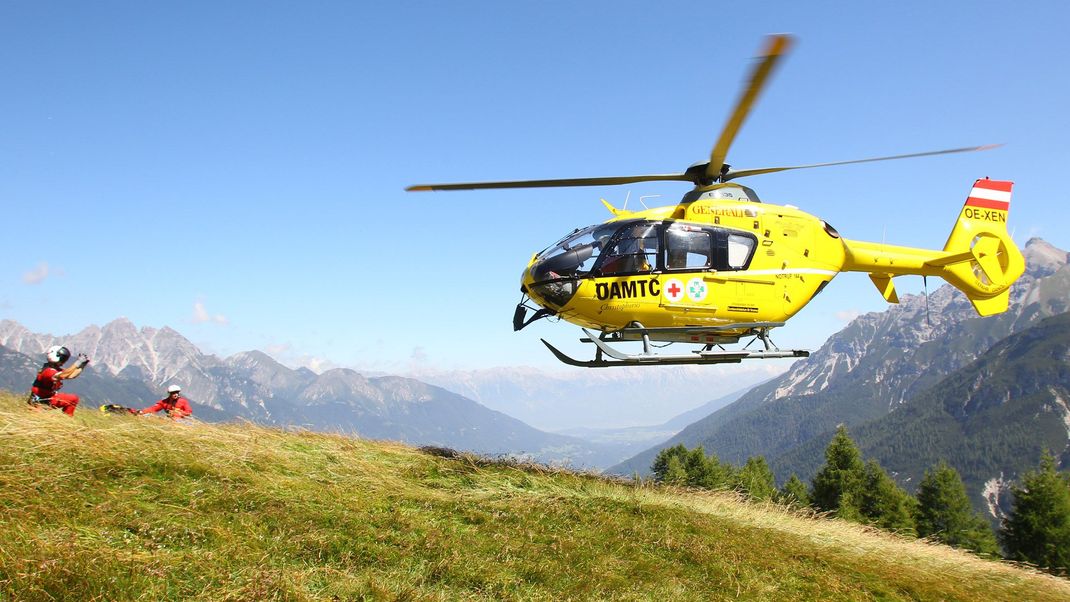 Ein Christophorus-Hubschrauber des ÖAMTC (Symbol).