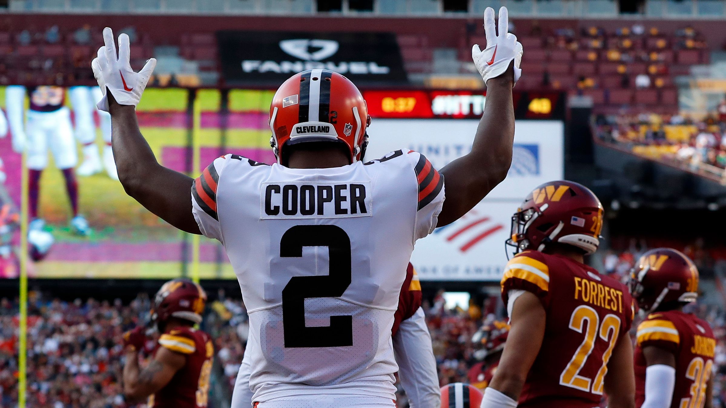 <strong>Platz 17: Cleveland Browns</strong><br>Gefangene Yards: 1.702<br>Bester Receiver: Amari Cooper (1.250 Yards, 5 Touchdowns)<br>Quarterbacks: Joe Flacco (1.615 Yards, 13 Touchdowns, 5 Spiele), Deshaun Watson (1.115 Yards, 7 Touchdowns, 6 Spiele), PJ Walker (674 Yards, 1 Touchdown, 6 Spiele)