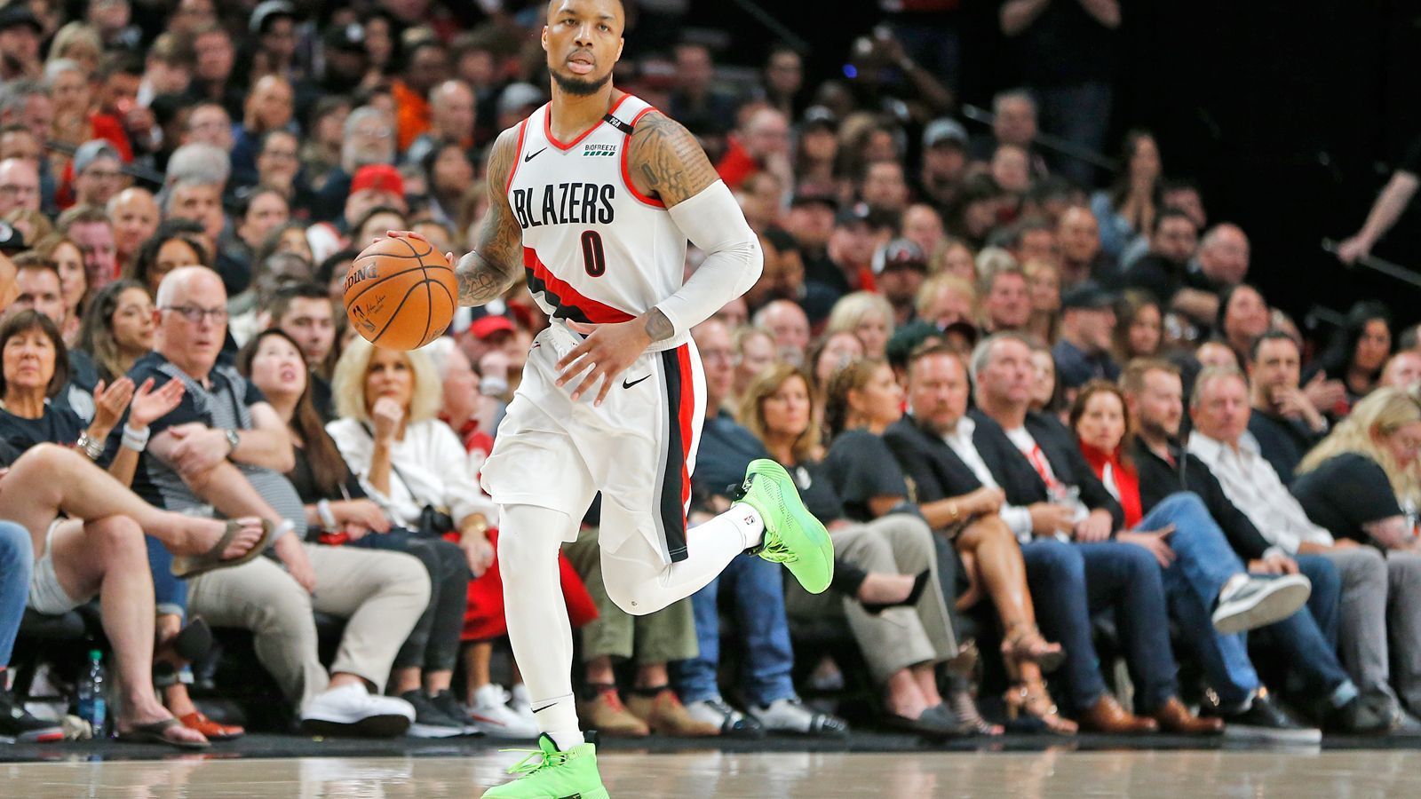 
                <strong>Damian Lillard (Portland Trail Blazers) </strong><br>
                Stärke: Position: Point Guard
              