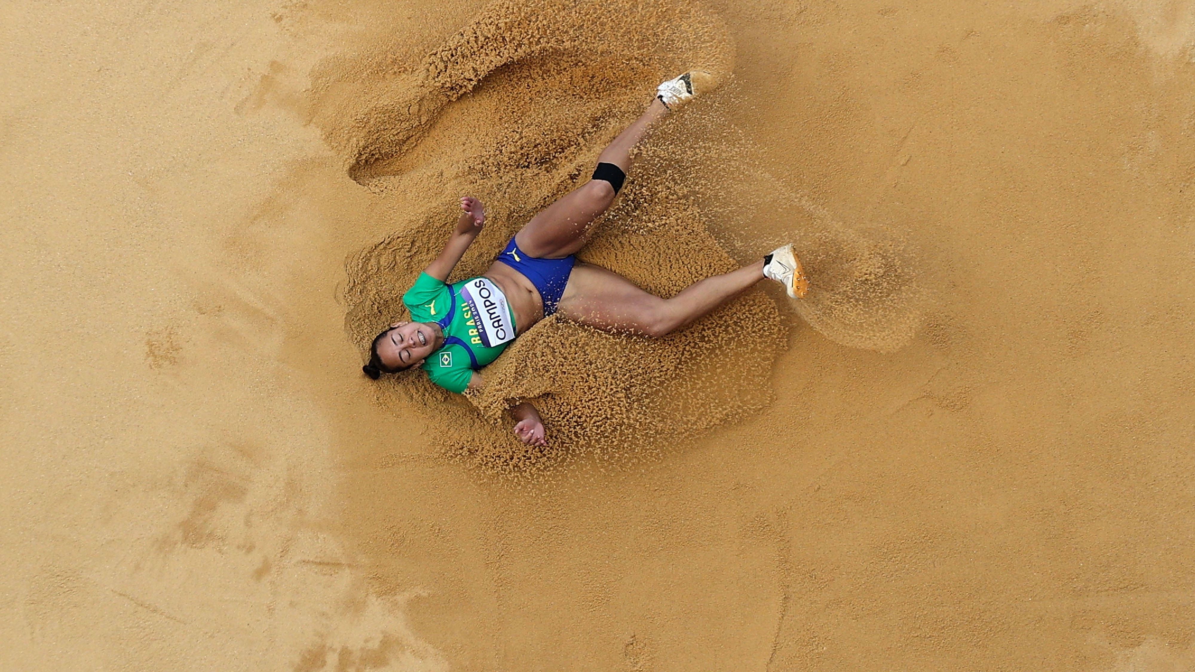 <strong>Olympia 2024: Die besten Bilder des elften Tages</strong><br>Die Weitspringerinnen um Lissandra Maysa Campos tun sich in der Qualifikation schwer. Auch DOSB-Ass Malaika Mihambo macht es spannend, qualifiziert sich jedoch mit dem dritten Sprung.