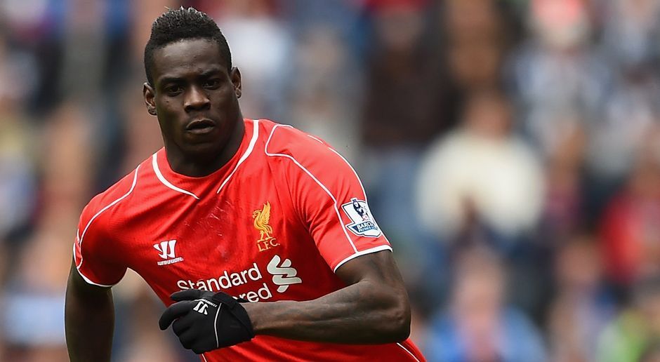 
                <strong>Mario Balotelli (FC Liverpool -> OGC Nizza)</strong><br>
                Mario Balotelli (FC Liverpool -> OGC Nizza): Ein Neuanfang für Mario Balotelli? Der von Liverpool zum AC Mailand ausgeliehene Italiener findet mit dem OGC Nizza einen neuen Verein. Dort wird der 26-Jährige unter dem ehemaligen Gladbach-Coach Lucien Favre trainieren. Laut der französischen Zeitung "L'Equipe" soll Balotelli zum Nulltarif wechseln.
              