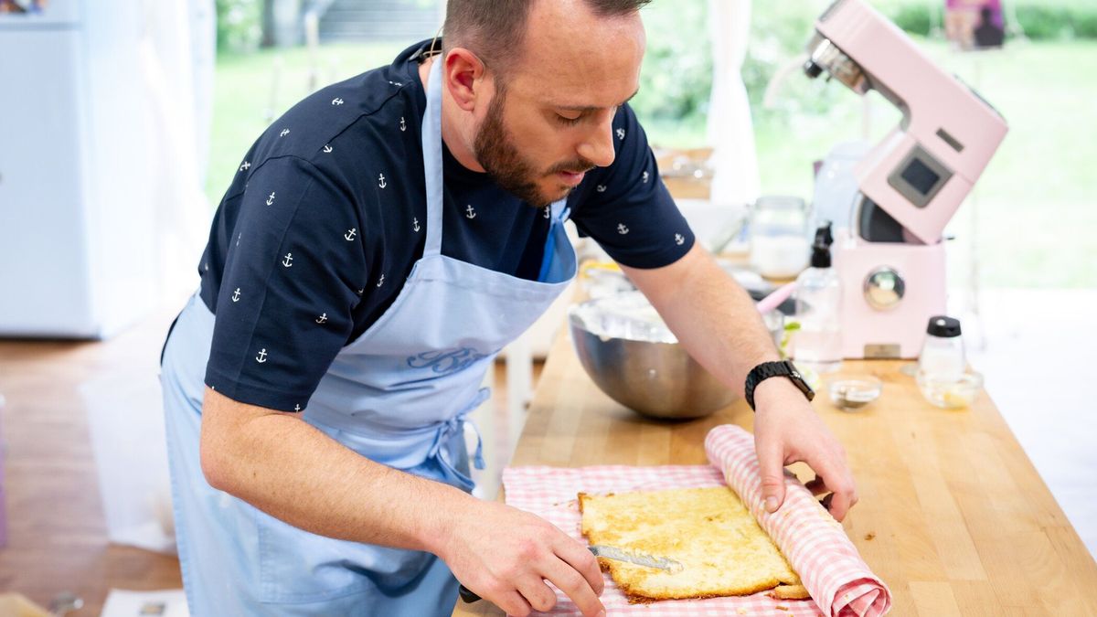 Fabian in Folge 4 von "Das große Backen" 2024