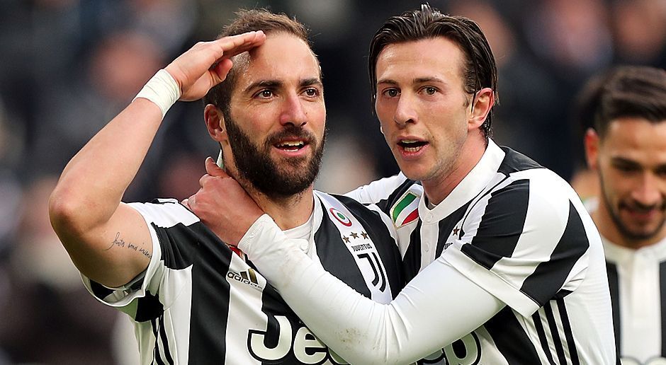 
                <strong>Platz 7: Juventus Turin (Serie A)</strong><br>
                Ausgaben: 472 Millionen EuroTeuerster Spieler: Gonzalo Higuain (90 Millionen Euro Ablöse)
              