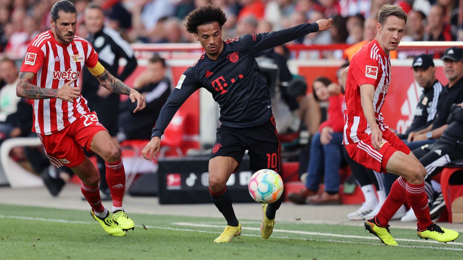 
                <strong>Bayern-Stars bei Union Berlin in der Einzelkritik</strong><br>
                In einem echten Spitzenspiel gastiert der FC Bayern München am 5. Spieltag bei Union Berlin. Beim 1:1 teilen beide Teams die Punkte. ran benotet die Profis des Rekordmeisters.
              