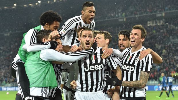 
                <strong>Juventus Turin</strong><br>
                Italien: Juventus Turin
              