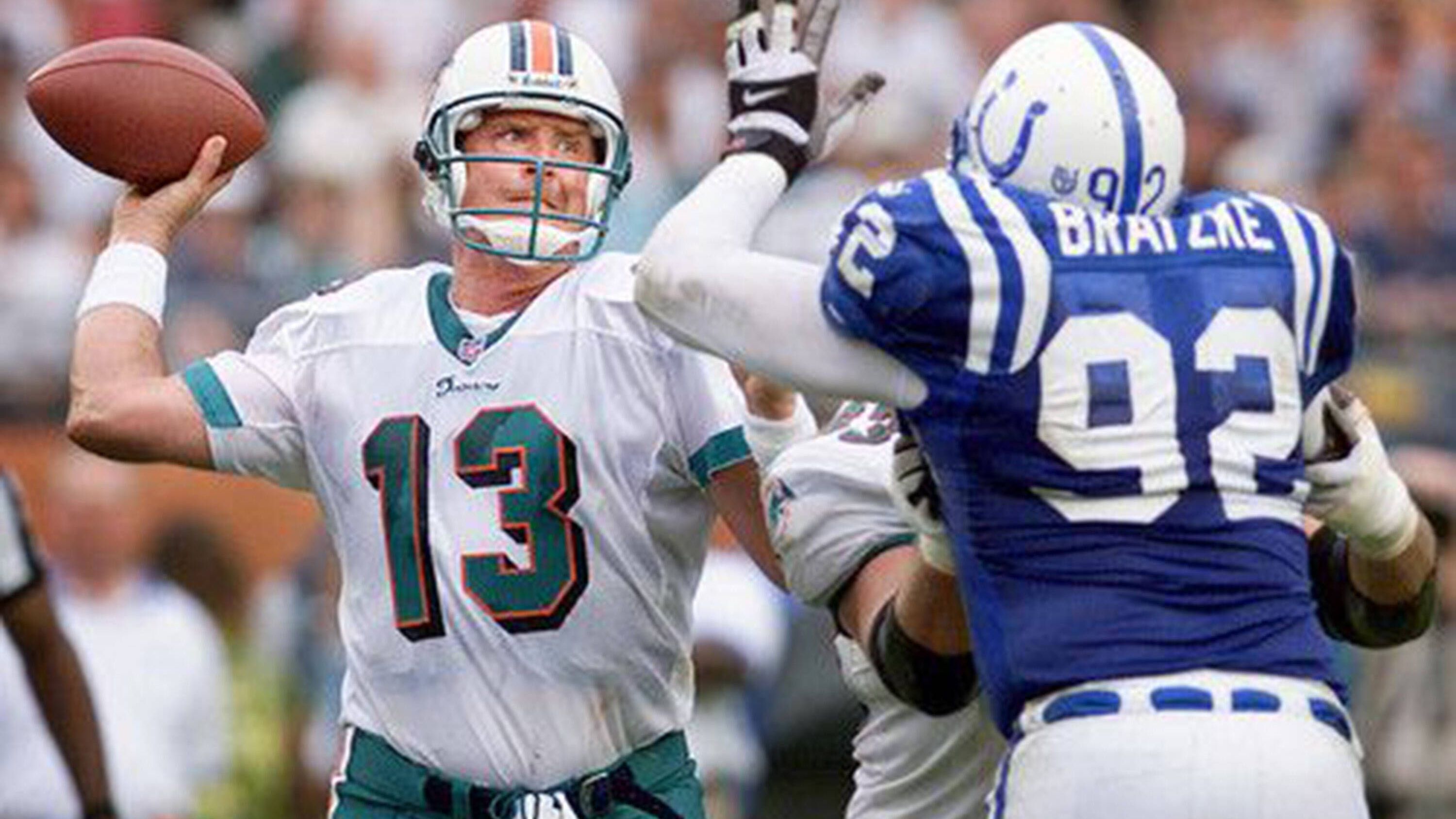 <strong>Platz 10: Dan Marino</strong><br>61.361 Yards<br>Aktiv: 1983 bis 1999 für die Miami Dolphins